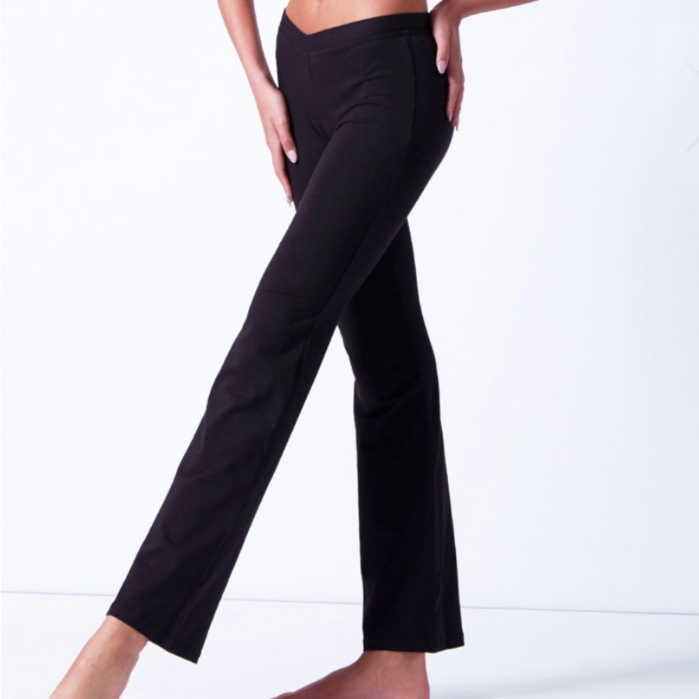 Bloch - black Flair leggings V waistband - dance pants or everyday leggings - Picture 2 of 15